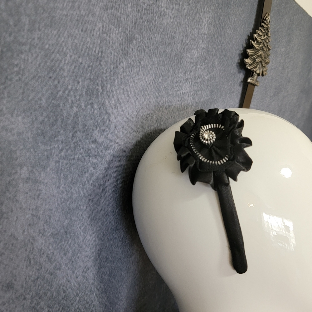 Zipper black headband Flower Hair accessories - Picture 9 of 9